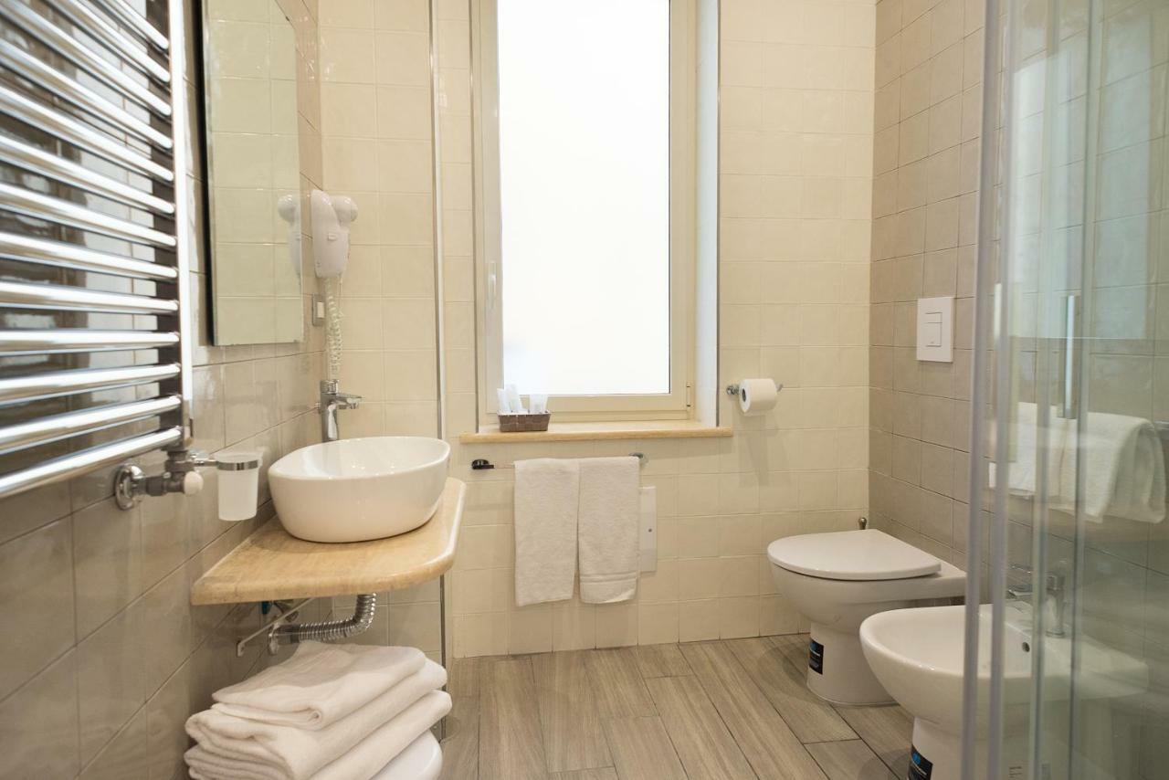 B&B Toledo One Napoli Eksteriør billede