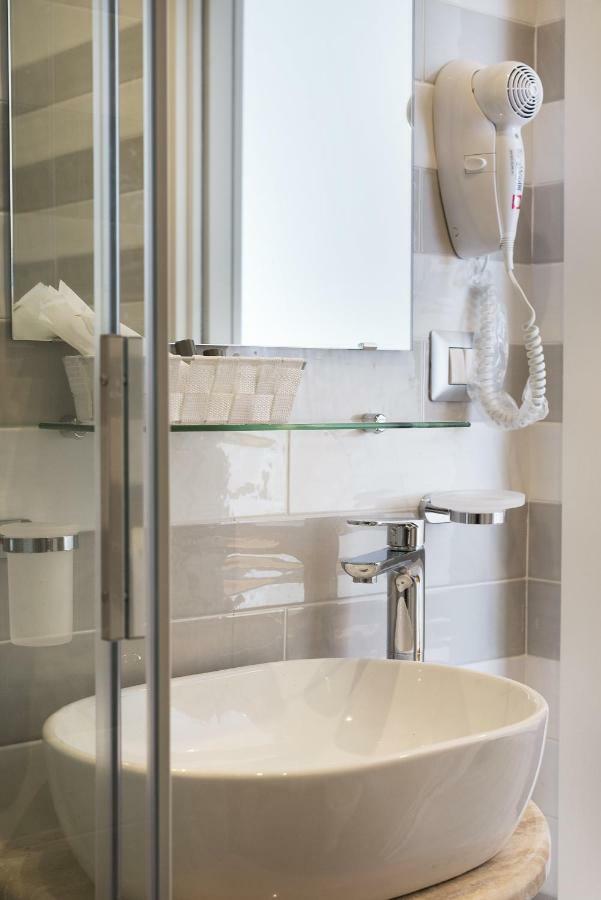 B&B Toledo One Napoli Eksteriør billede